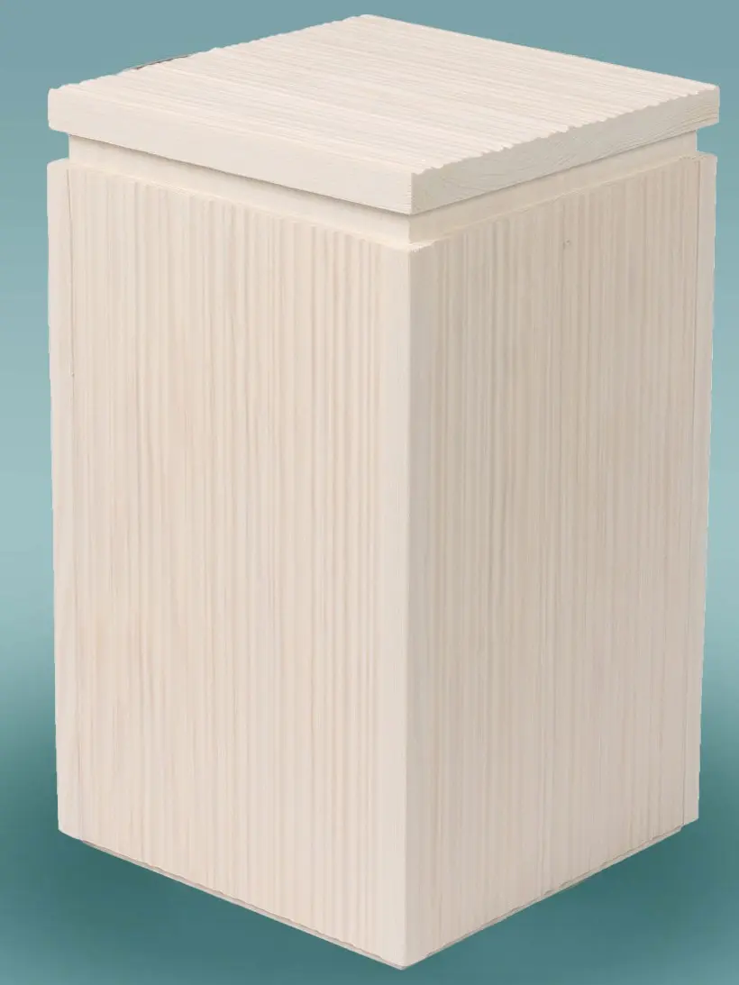 Kalla uurna Kalla uurna, jossa minimalistinen joutsenaihe – Ritva-Liisa Pohjalaisen suunnittelema, käsityönä valmistettu tuhkauurna Punkalaitumella.